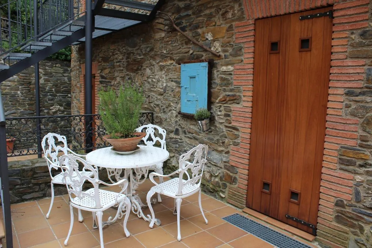Apartaments Cal Ferrer Montseny 0*,  Spanien